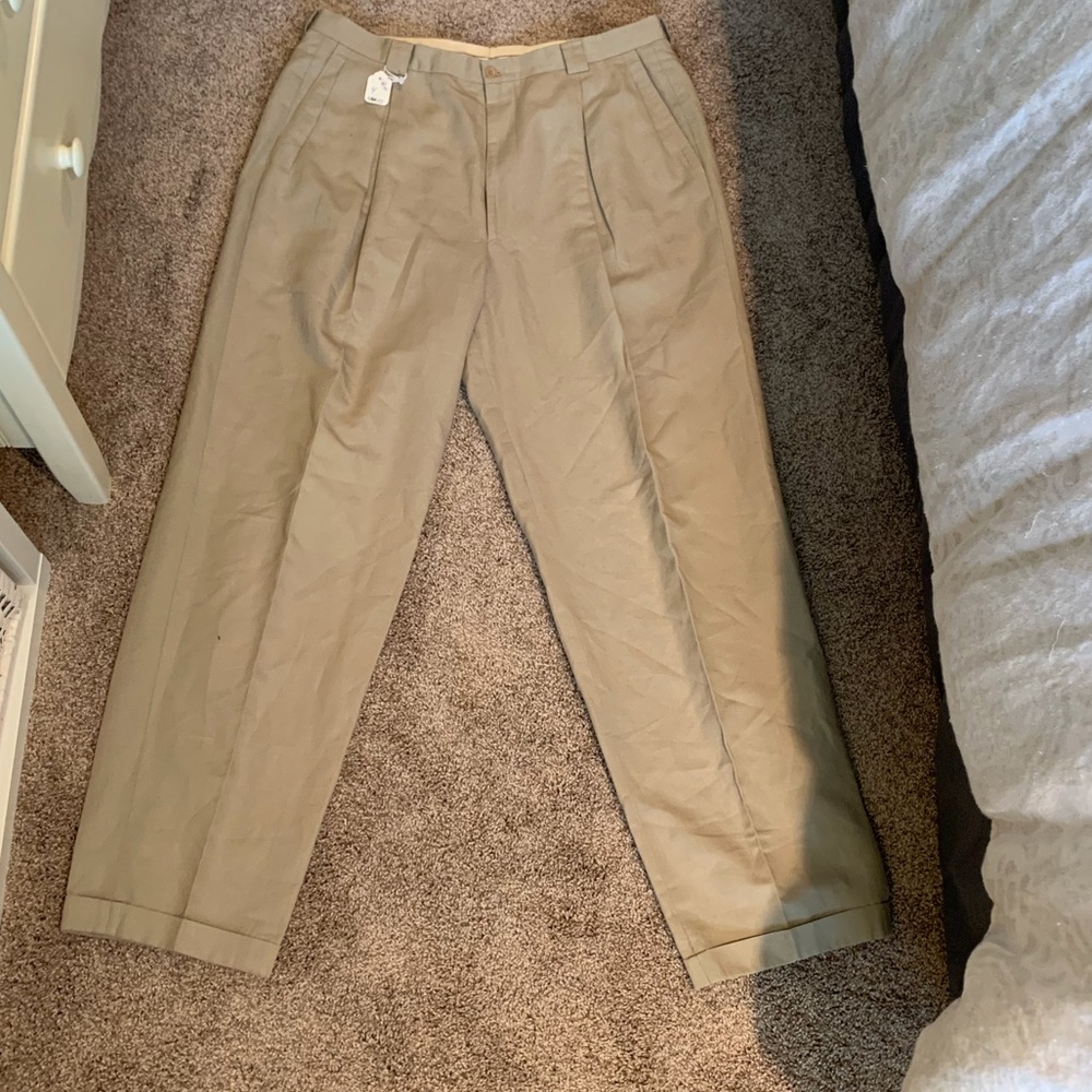 Giorgio Armani Le Collezioni pleated dress pant